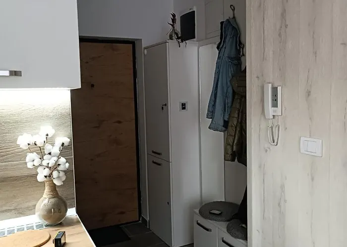 アパート Divci Nova1- A8 *