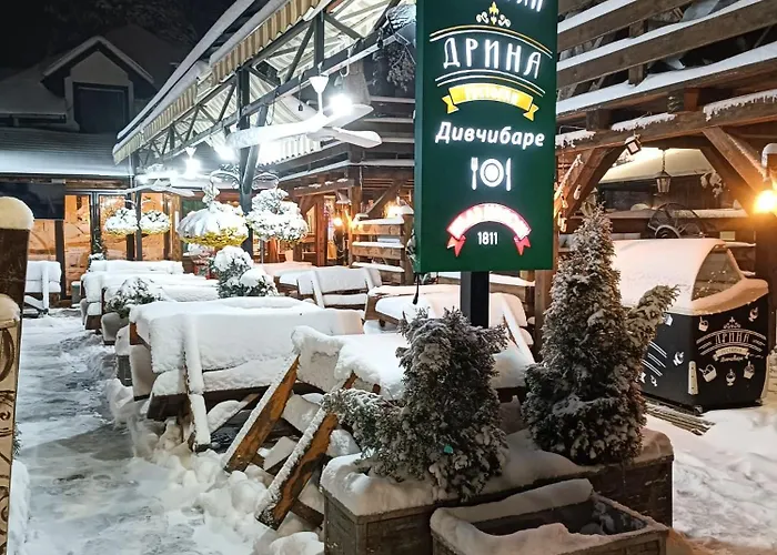 Divci Nova1- A8 アパート *